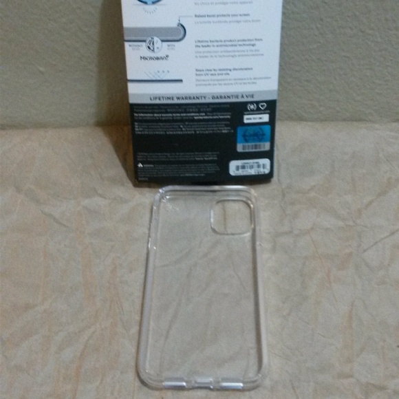 Speck Presidio Clear Case - Picture 4 of 8